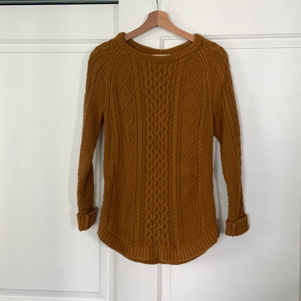 Ll bean signature cableknit sweater